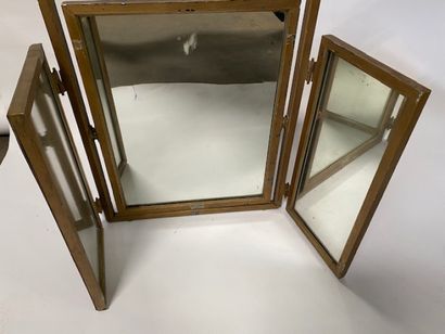 Gilded wood triptych mirror 
52 cm high
W...
