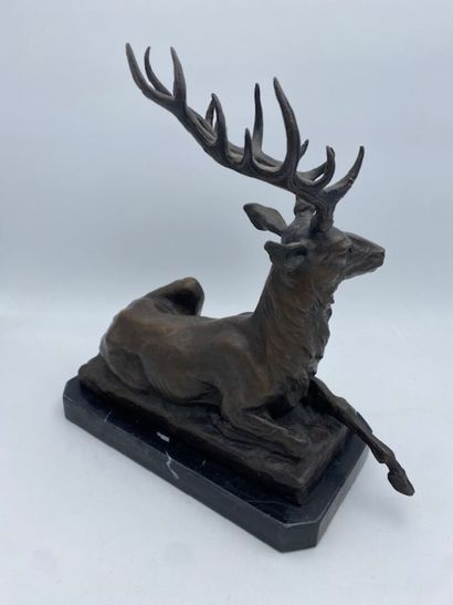 DC AHERT - A seated deer
Bronze with medal...