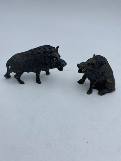 Two boars in bronze with brown patina
H 5...
