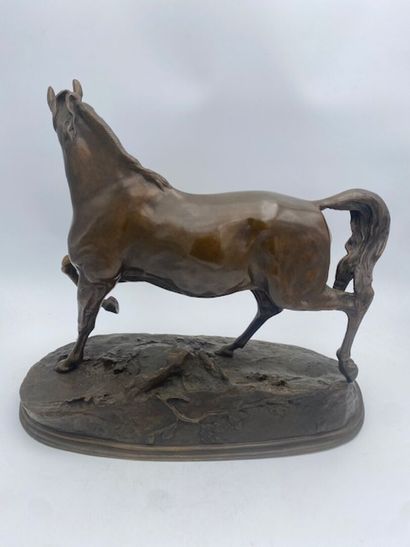 After Pierre-Jules MENE - A horse
Bronze...