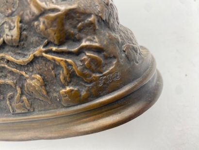 After Ferdinand PAUTROT - A partridge
Bronze...