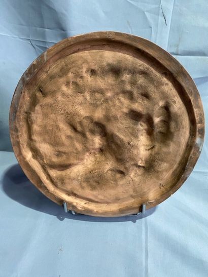 After Clodion - Two nymphs and a satyr entralaced
Terracotta
Diameter...