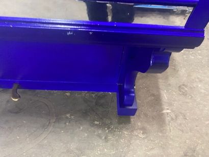 1 piano PLEYEL bleu électrique