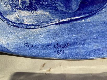 Jeanne D'ARCET
Round earthenware dish in...