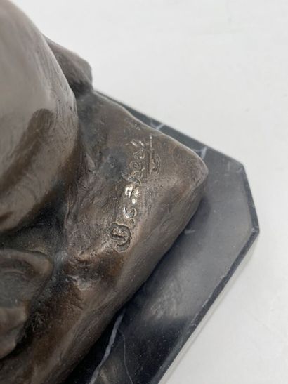 DC AHERT - A seated deer
Bronze with medal...