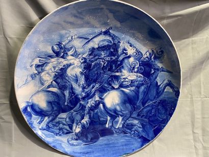 Jeanne D'ARCET
Round earthenware dish in...