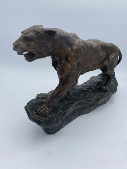 René André VARNIER - Lioness
Bronze with...