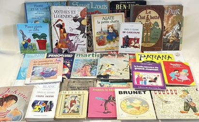 LIVRE JEUNESSE 
LE CHAT BOTTE, NOMADES DU...