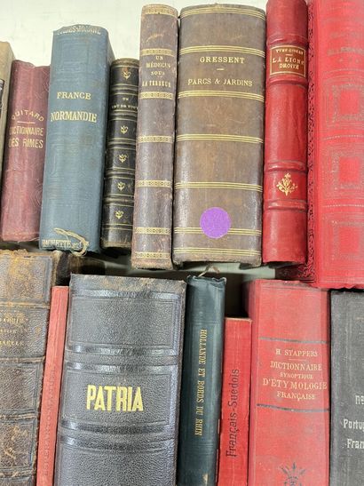 HISTORY - DICTIONARY - LITERATURE - BIOGRAPHY
GRESSENT...