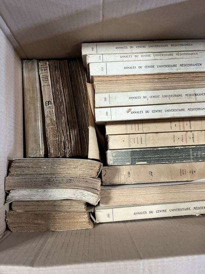 LITTERATURE - HISTOIRE - CONTES - ANNALES...