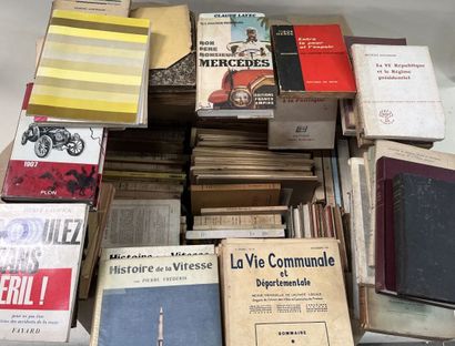 AUTOMOBILIA - SOCIAL - SCIENCE POLITIQUE...