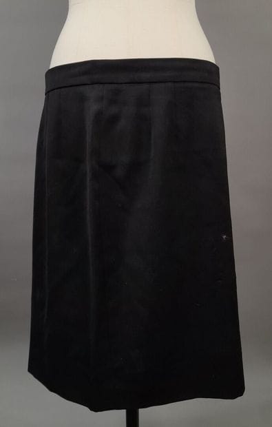 YVES SAINT LAURENT RIVE GAUCHE and VARIATION.
Lot...
