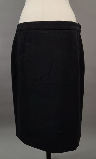 YVES SAINT LAURENT RIVE GAUCHE and VARIATION.
Lot...