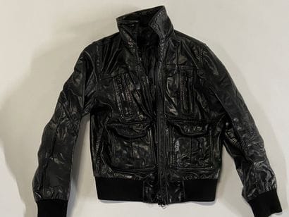 Redskin
Black leather jacket, 2 patch pockets...