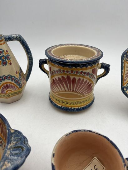 HENRIOT QUIMPER FRANCE. 
Set of six white...