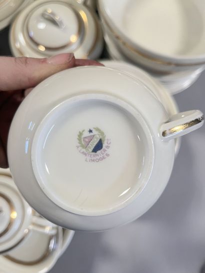 LIMOGES - LANTERNIER 
An Art Deco tableware...