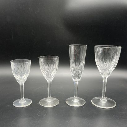 SAINT-LOUIS. 
A 47-piece cut crystal serving...