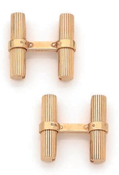 BOUCHERON
Pair of yellow gold cufflinks (750‰)...