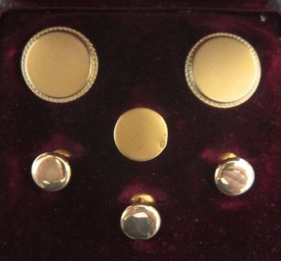 Pair of cufflinks and four garment buttons...