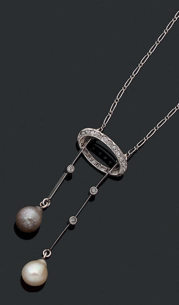 Negligé necklace in platinum and white gold...