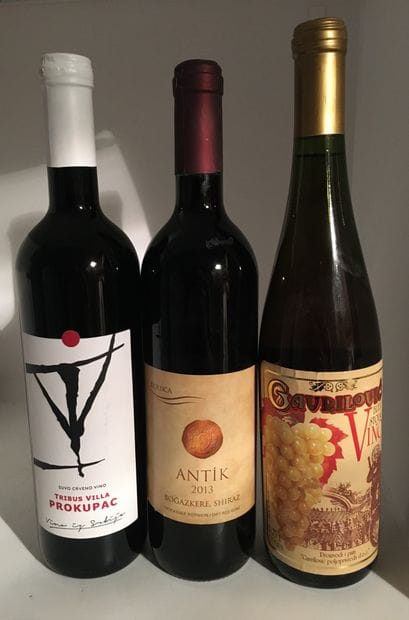 3 bouteilles dont 1 blanc de Gavrilovic CROATIE,...