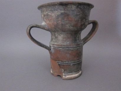 Archéologie :

- Coupe ronde en terre cuite...