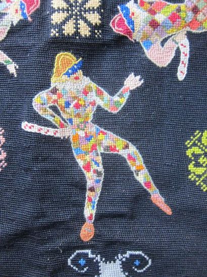 Tapis de jeu en tapisserie au point, fond...