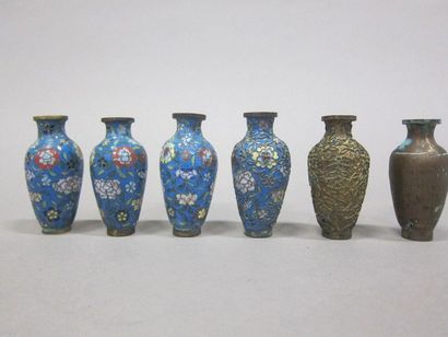 CHINE 

Set de démonstration de cloisonné...