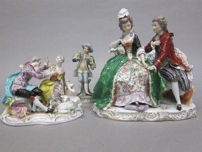 Deux groupes en porcelaine allemande polychrome...