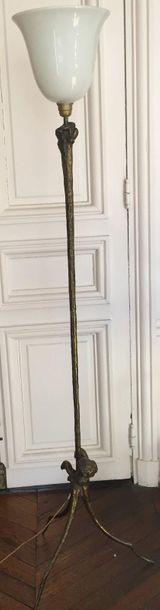 Lampadaire moderniste en bronze, le fût terminé...