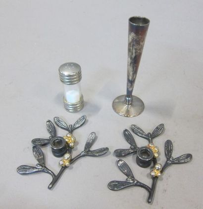 Christian DIOR

-Petit vase soliflore en...
