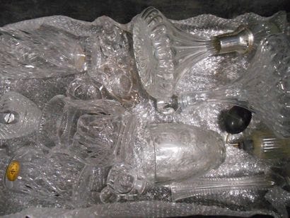 Caisse de verrerie et cristal