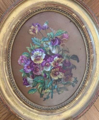 Bouquet de fleurs de pensées
Plaque de porcelaine,...
