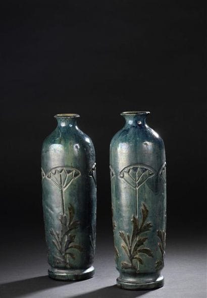 Paire de vases en grès émaillé, Art Nouveau

H...