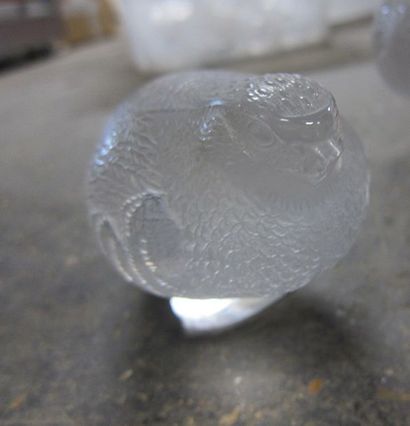 CRISTAL LALIQUE
Trois moineaux
Cristal moulé...