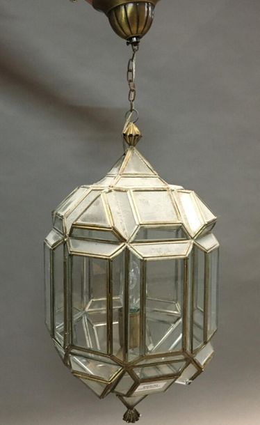 Lanterne polyèdrique en laiton et verre,...