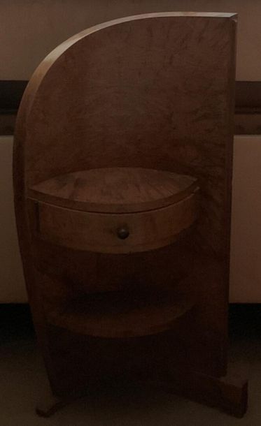 Mobilier de chambre à coucher en placage...