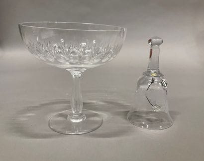 -Cloche de service en cristal taillé (14...