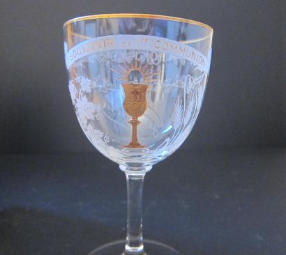 BACCARAT

Coupe de communion en cristal blanc...