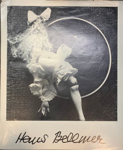LOT DES AFFICHES D'EXPOSITION DIVERSES 



-...
