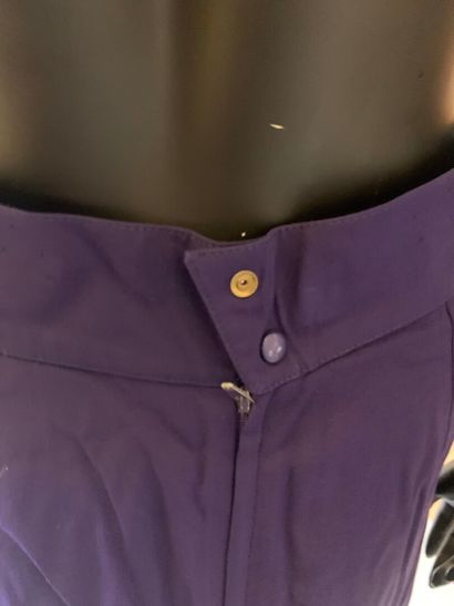 Thierry MUGLER

Tailleur en gabardine de...