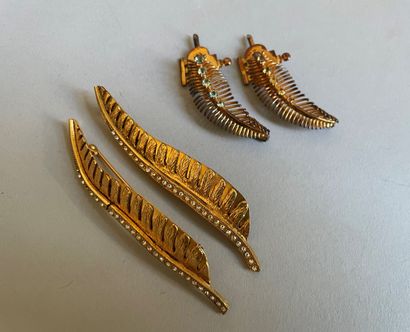Anonyme

Lot de deux paires de broches de...