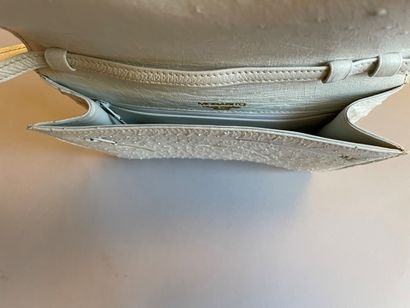 MORABITO

Sac 21 cm, en cuir Autruche blanc,...