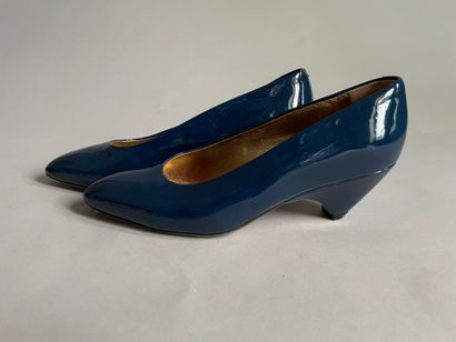 
Walter STEIGERS

Lot including a pair of...
