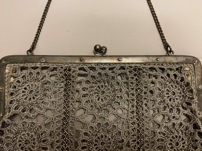 ANONYME, BERGDORF et GOODMAN 

Lot de deux...
