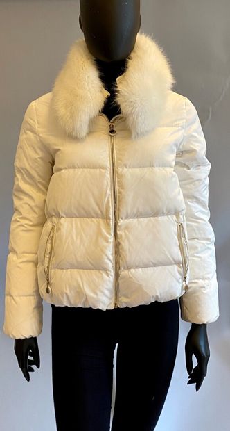 MARCIANO GUESS 

Doudoune en nylon matelassé...