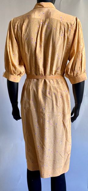 Nina RICCI Boutique 

Robe en soie imprimé...