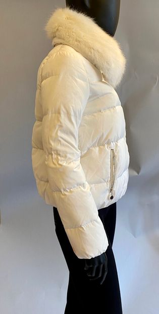 MARCIANO GUESS 

Doudoune en nylon matelassé...