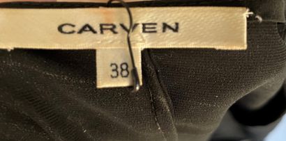 CARVEN

Top en mousseline noire, col V, manches...