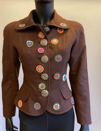 Christian LACROIX Paris

Veste courte cintrée...